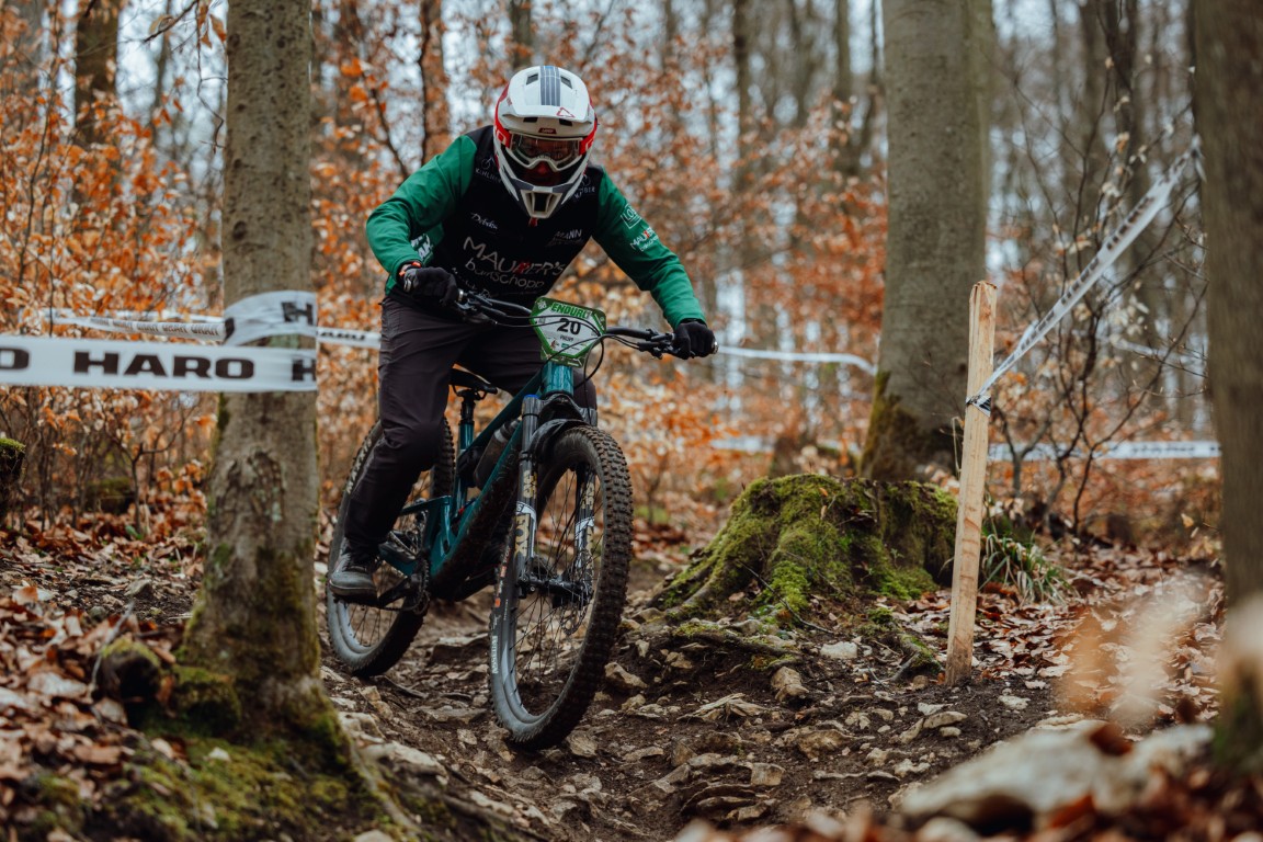  Enduro-Saisonauftakt im Altmühltal: Philipp erkämpft Top-10-Platzierung in Treuchtlingen